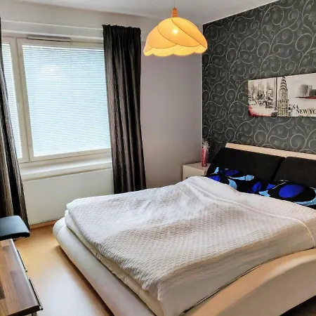 Spacious Apartment At Toppila 60M2